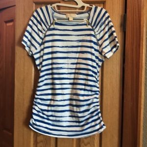 MK roused sided short size L.